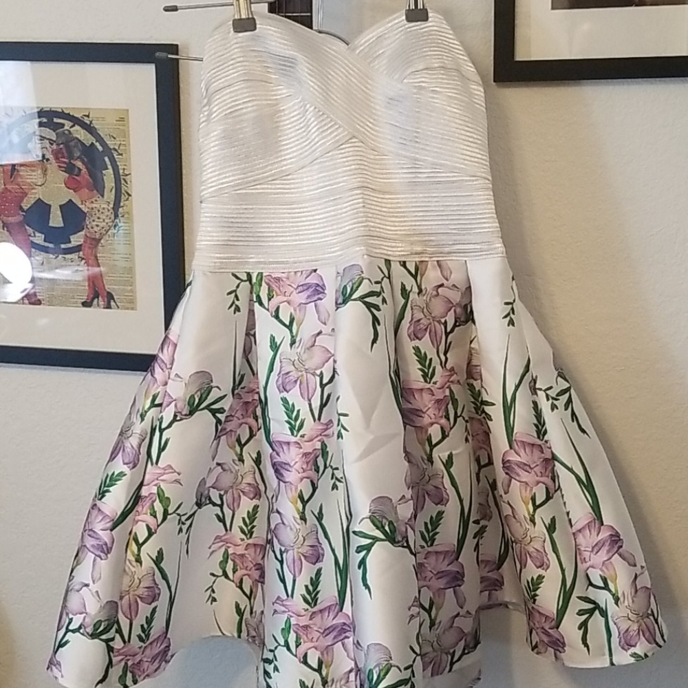 Strapless heart shaped sun dress